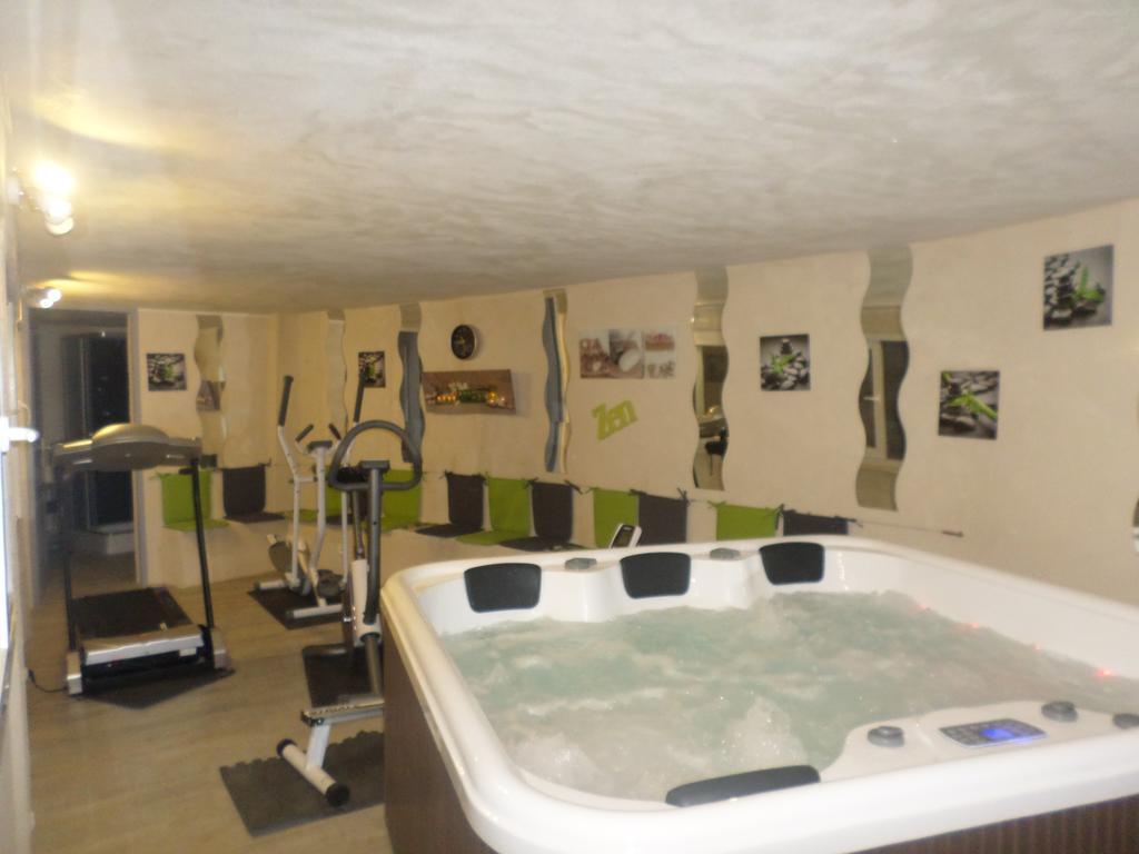 Appart'Hotel Les Tilleuls Saint-Macaire Pokoj fotografie