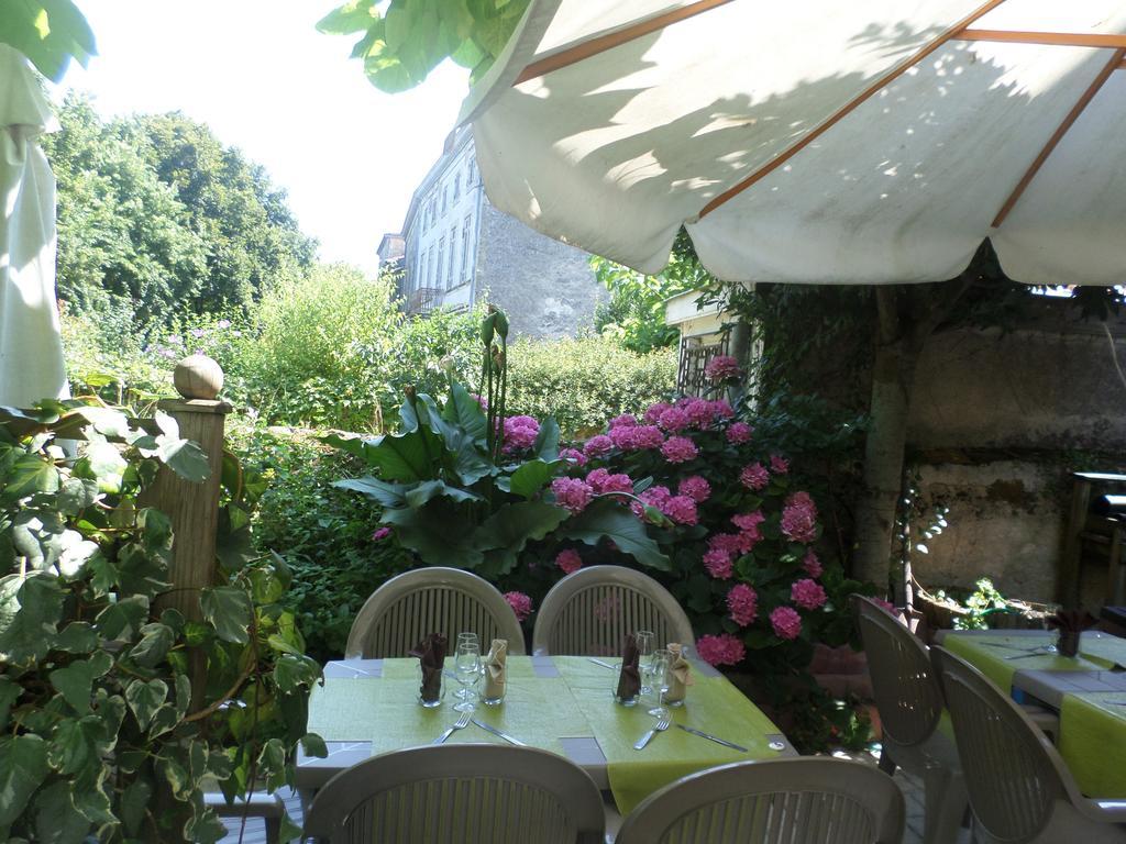 Appart'Hotel Les Tilleuls Saint-Macaire Pokoj fotografie