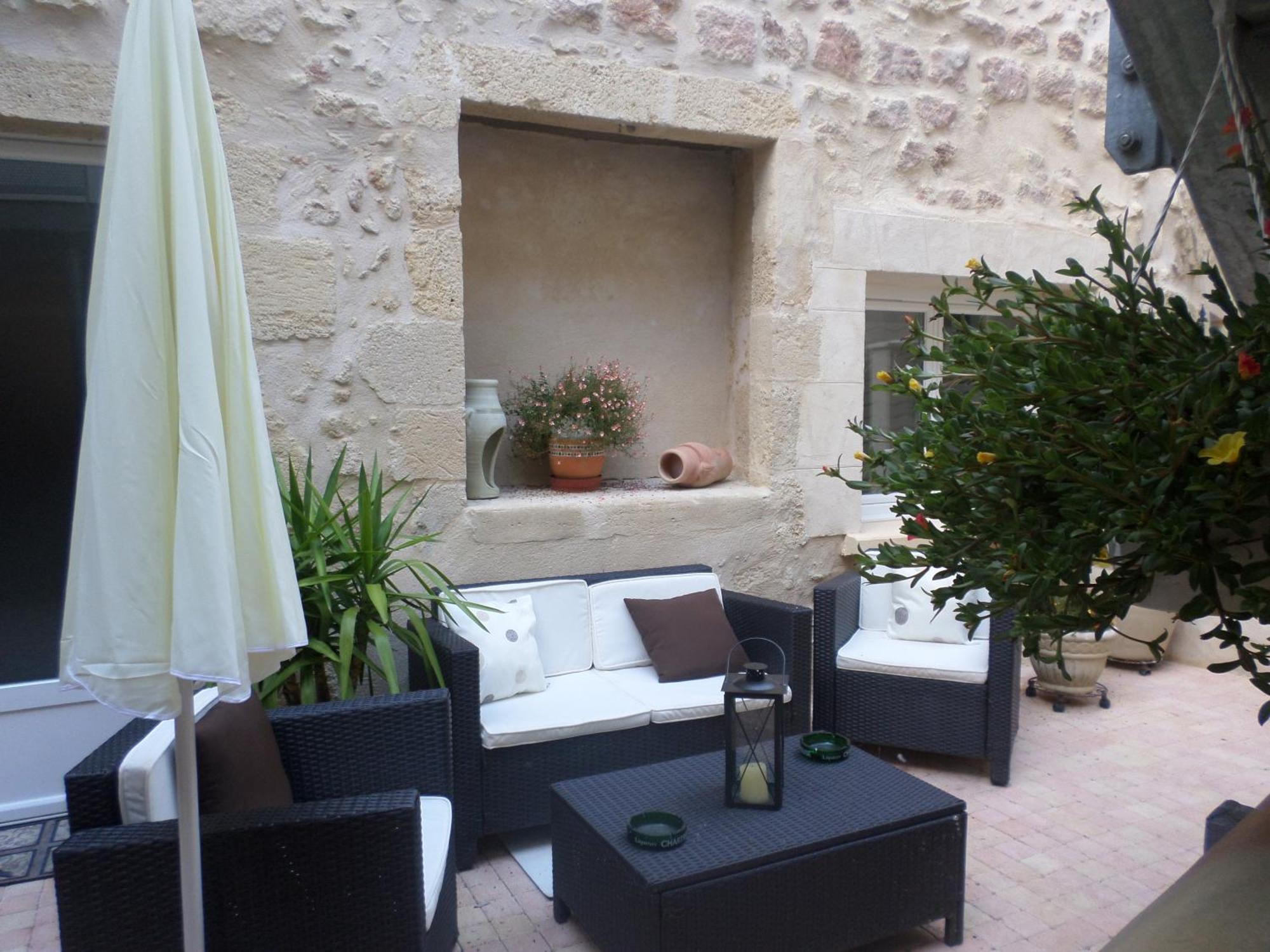 Appart'Hotel Les Tilleuls Saint-Macaire Exteriér fotografie